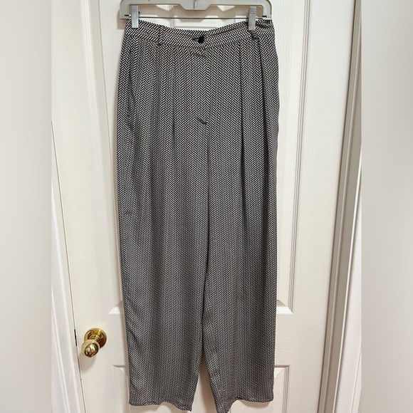 VINTAGE Giorgio Armani Silk Blend Breezy Sheer Lightweight Pants Made in Italy - Picture 1 of 10